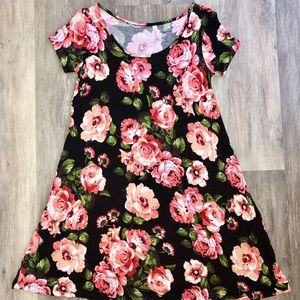 Floral t-shirt dress